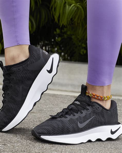 walking schuhe nike damen|Amazon.com: Nike Walking Shoes Women.